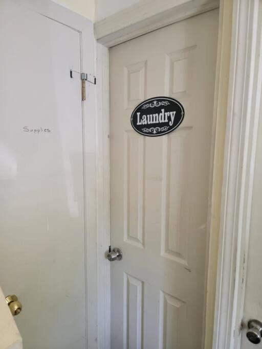 Rock Pad For Yale, Visitors, Nurses, Staff * New Haven